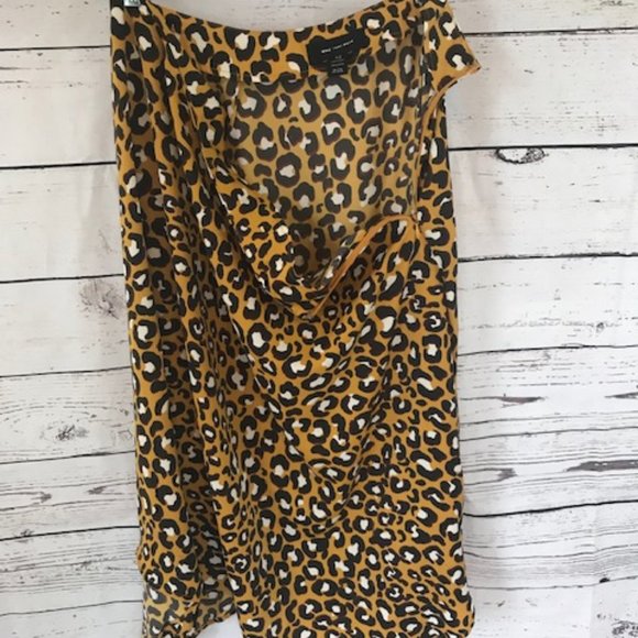 Who What Wear asymmetrical leopard midi skirt - Picture 6 of 6